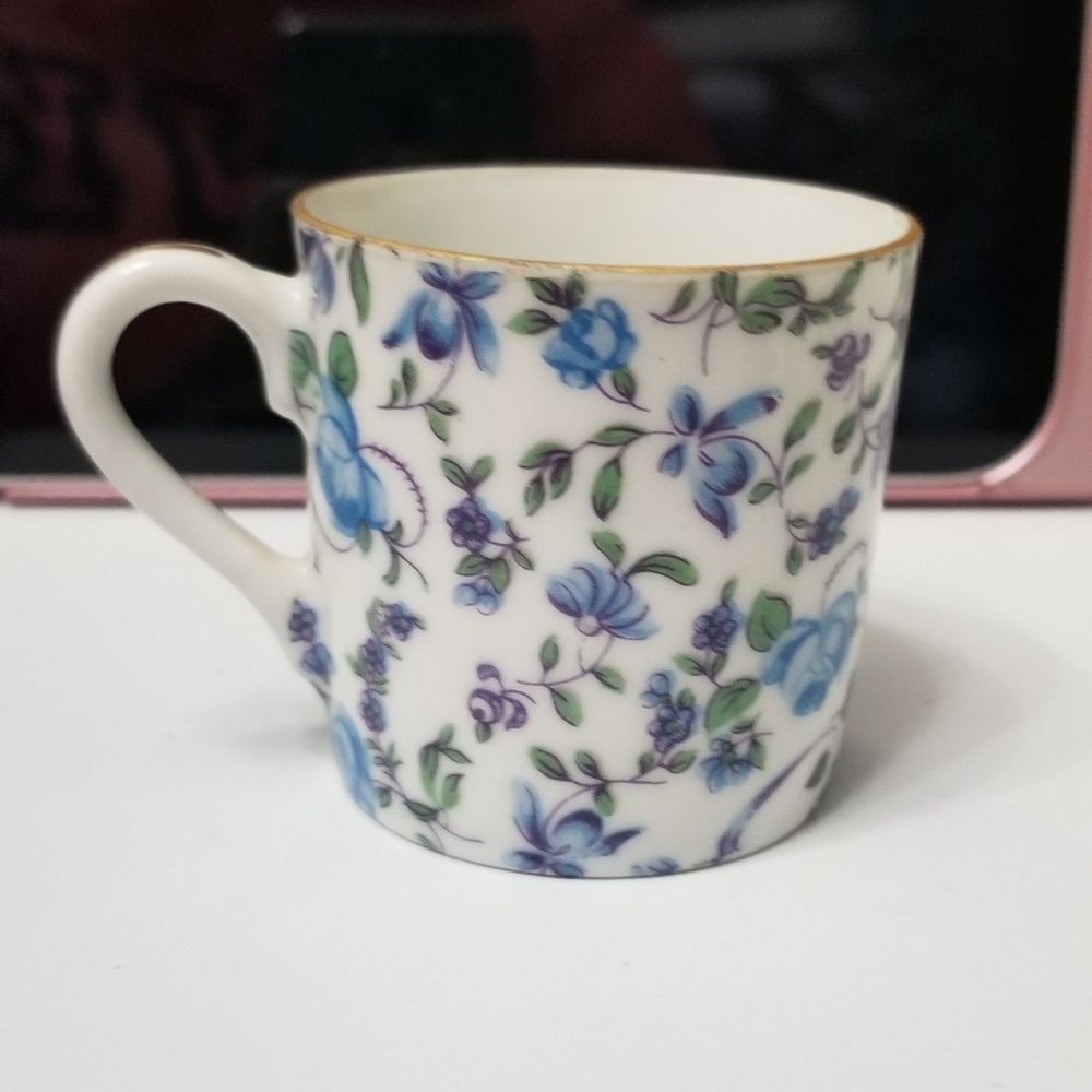 Lefton 2120 Floral Blue Green Purple Cup With Gold Accent - Picture 4 of 6